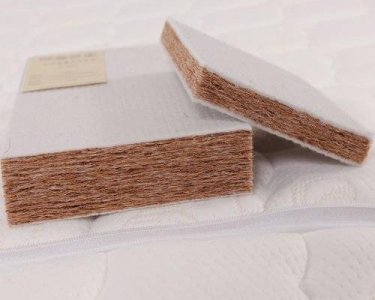 ​椰棕床垫是什么材料做的